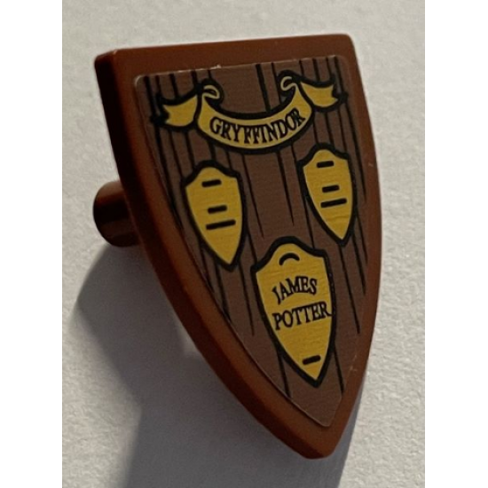 Minifigure, Shield Triangular  with 'GRYFFINDOR' Banner, 'JAMES POTTER' Plaque on Wood Grain Background Pattern (Sticker) - Set 76395
