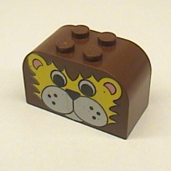 Slope, Curved 4 x 2 x 2 Double with Four Studs with Lion Face Pattern