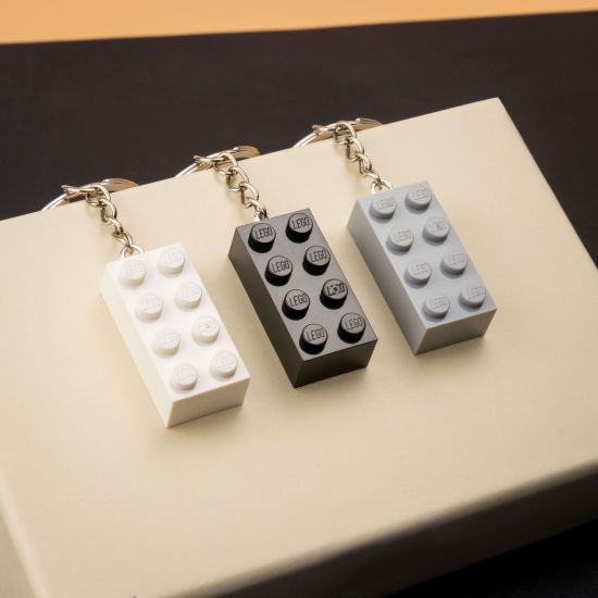 Набор LEGO брелоков для ключей: Кубики 2х4 Белый черный светло-серый