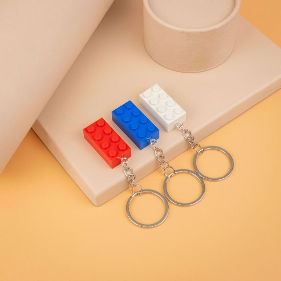 Набор LEGO брелоков для ключей: Кубики 2х4 Синий белый красный