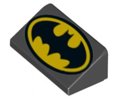 Slope 30 1 x 2 x 2/3 with Batman Logo Pattern (Head Facing Thick End of Slope)