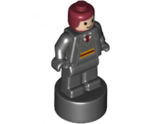 Gryffindor Student Statuette / Trophy #2, Dark Red Hair
