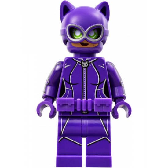 Catwoman - Dark Purple Suit