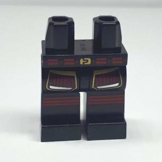 Hips and Legs with Red Belt, Gold Buckle, Gold and Red Armor and Red Knee Stripes Pattern