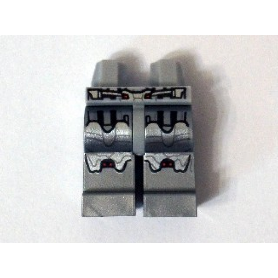 Hips and Flat Silver Legs with Silver Knee Plates and Belt Pattern