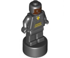 Hufflepuff Student Statuette / Trophy #2, Reddish Brown Face