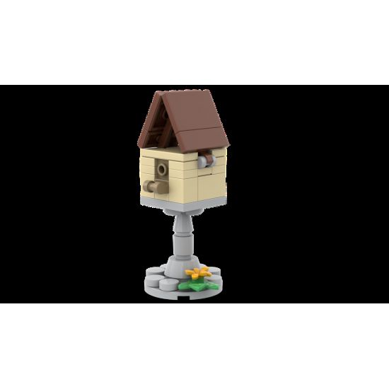 Tiny bird house