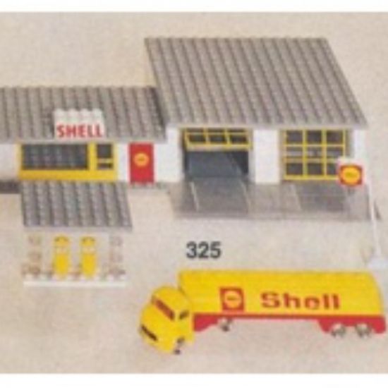 HO 1:87 Vehicles Scale Mercedes Tanker with 'SHELL' Pattern