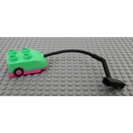 Duplo, Figure Wear & Utensil Vacuum Cleaner with Contrasting Base