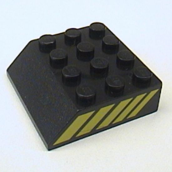 Slope 45 4 x 4 with Yellow Stripe Pattern