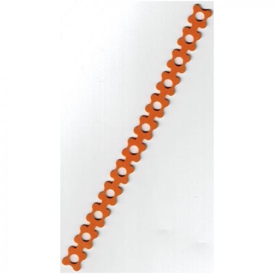 Plastic Flower Chain, Scala
