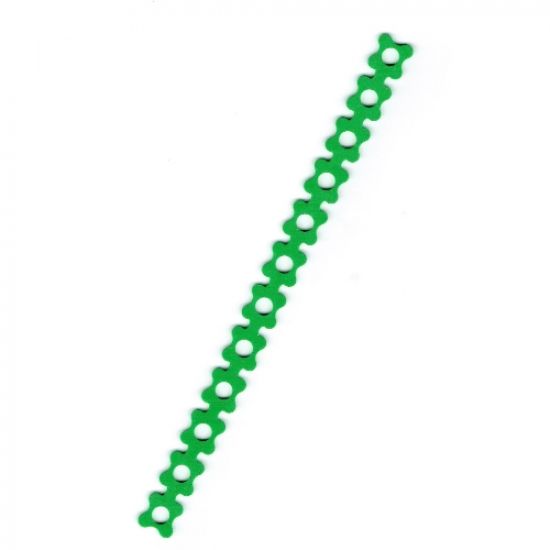Plastic Flower Chain, Scala