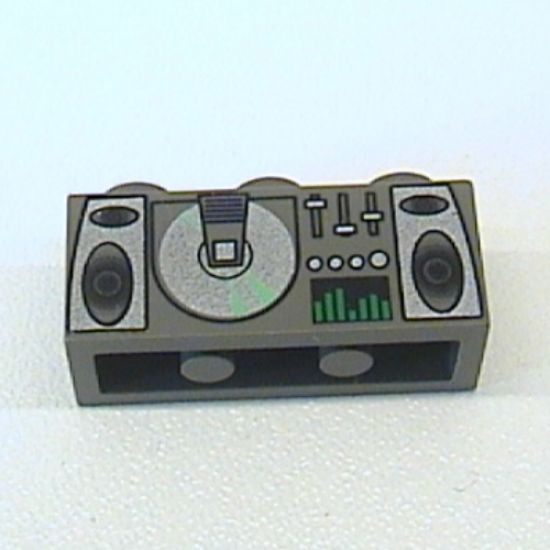Brick 1 x 3 with Radio and CD Player Pattern