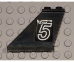 Tail 4 x 1 x 3 with White 'TEAM 5' Pattern on Left Side (Sticker) - Set 5581