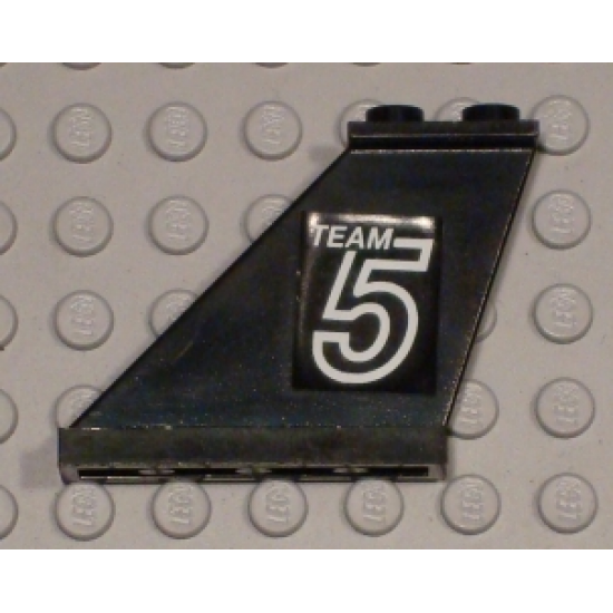 Tail 4 x 1 x 3 with White 'TEAM 5' Pattern on Left Side (Sticker) - Set 5581