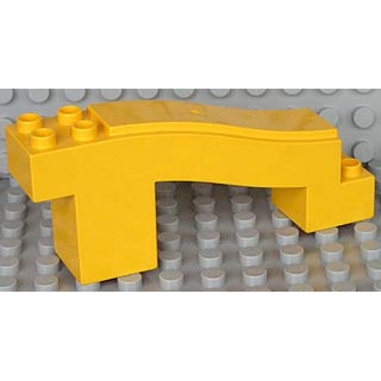 Duplo Road Section, Incline with 4 studs at Top