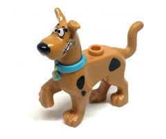 Dog, Great Dane Scooby-Doo Walking with Medium Azure Collar, Chattering Teeth Pattern