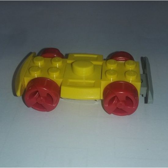 Vehicle, Base 4 x 6 Racer Base with Red Wheels