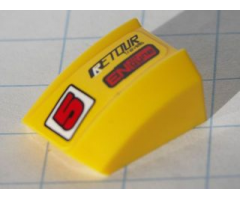 Slope, Curved 2 x 2 Lip with Red '5' and Black 'RETOUR' and Red 'ENgyne' Pattern Model Left side (Sticker) - Set 8122