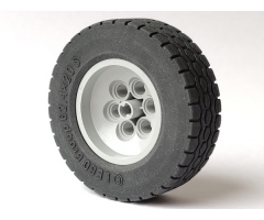 Wheel & Tire Assembly 62.4 x 20, with Black Tire 62.4 x 20 (32020 / 32019)
