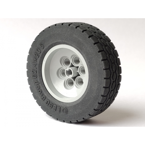 Wheel & Tire Assembly 62.4 x 20, with Black Tire 62.4 x 20 (32020 / 32019)