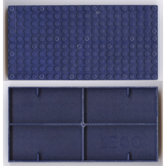 Brick 10 x 20 without Bottom Tubes, with '+' Cross Support and 4 Side Supports (early Baseplate)