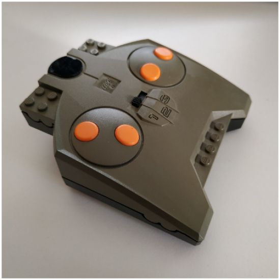 Electric RC Controller Racer (Black Bottom, Red Buttons)