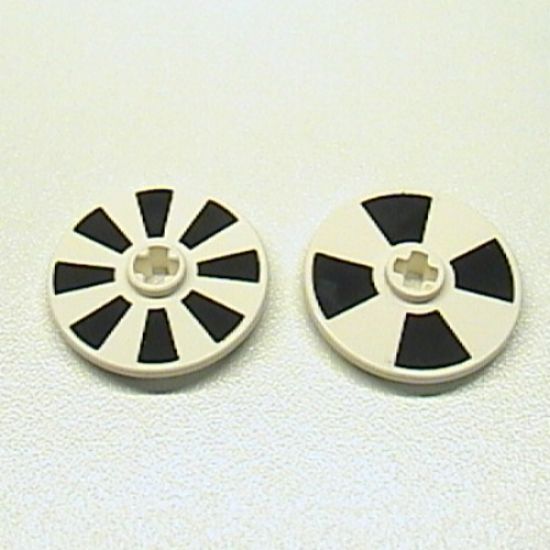 Technic, Disk 3 x 3 with 4 Black Sections on One Side and 8 on Reverse Pattern