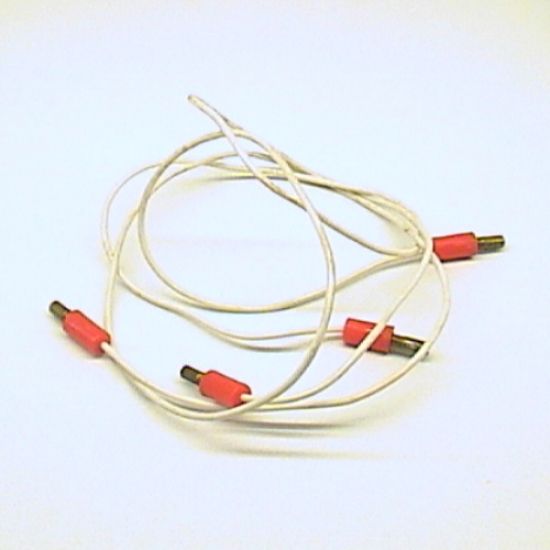 Electric, Wire 4.5V with four Red 1-prong Connectors with Split Pin, 48 Studs Long