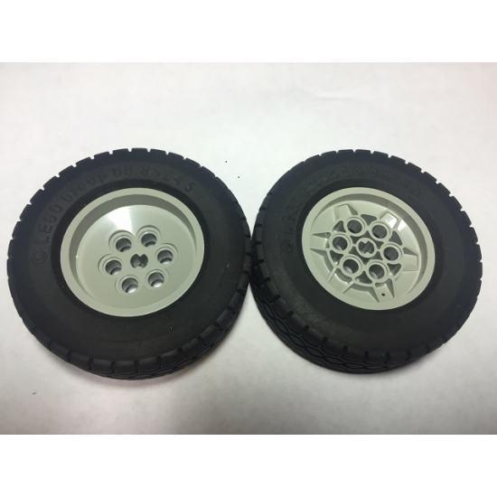 Wheel & Tire Assembly 68.8 x 24 Model Team Type 2 (notches around wheel ring) with Black Tire 68.8 x 24 ( 32004b / 32003)