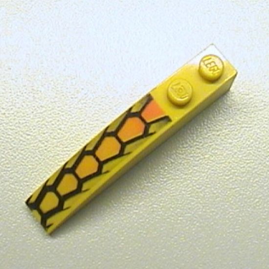 Slope, Curved 6 x 1 with Repeating Hexagonal Scale Pattern