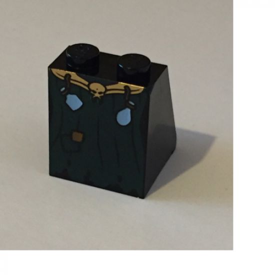 Slope 65 2 x 2 x 2 with Bottom Tube with Minifigure Dress/Skirt/Robe, Gold Skull and Potions Belt and Dark Green Fabric Pattern