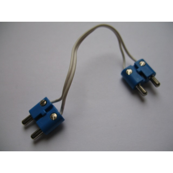 Electric, Wire 12V / 4.5V with two Blue 2-prong connectors, 15 Studs Long