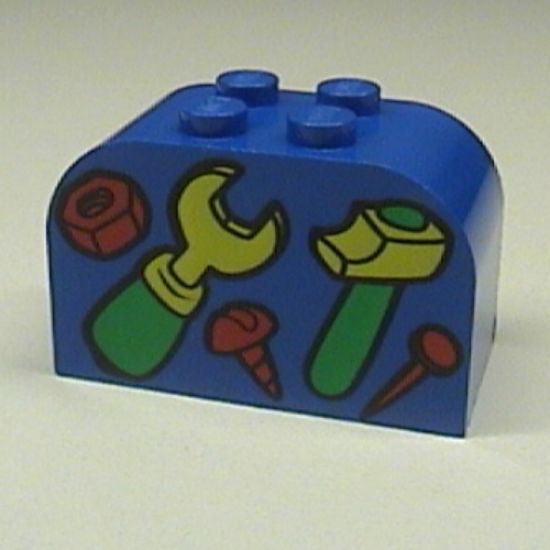 Slope, Curved 4 x 2 x 2 Double with Four Studs with Tools Pattern