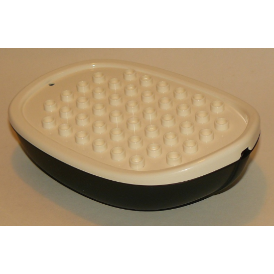 Duplo, Boat Hull 7 x 12 Bottom Section with White Duplo Boat Hull 7 x 12 Top Section with 6 x 8 Deck Studs (15576 / 15575)