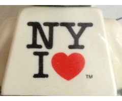 Torso SW Shirt with 'NY I' Red Heart Pattern (Yoda)