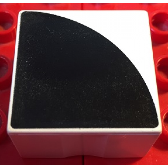 Duplo, Tile 2 x 2 x 1 with Shape Black Quarter Circle Pattern