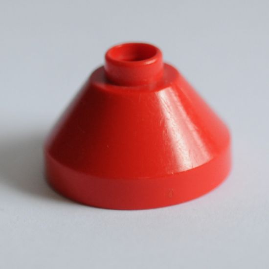 Duplo Cone 2 x 2 x 1 (used as lampshades in family home sets)