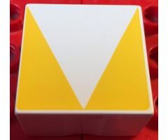 Duplo, Tile 2 x 2 x 1 with Shape Yellow Inverse Isosceles Triangle Pattern