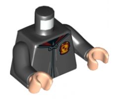 Torso Hogwarts Robe Clasped with Gryffindor Crest Pattern / Black Arms / Light Nougat Hands