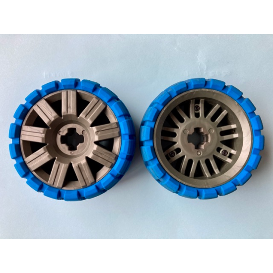 Wheel & Tire Assembly 72 x 34 with Blue Tire 94 x 40 Balloon Offset Tread
