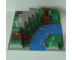 Baseplate, Raised 32 x 32 Canyon with Brown/Green Mountain and River Rapids Pattern