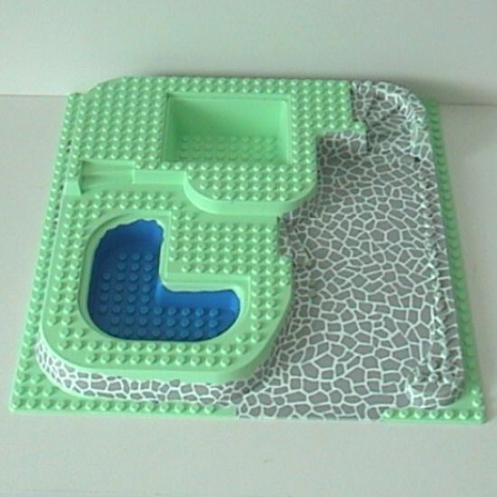 Baseplate, Raised 32 x 32 Three Level with Stone Ramp and Blue Pool Pattern