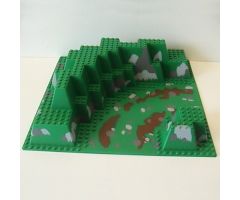 Baseplate, Raised 32 x 32 Canyon with Brown Dirt and Gray Rocks Pattern