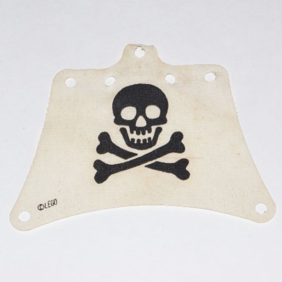 Cloth Sail 12 x 10 with Skull and Crossbones Pattern (from 6261)
