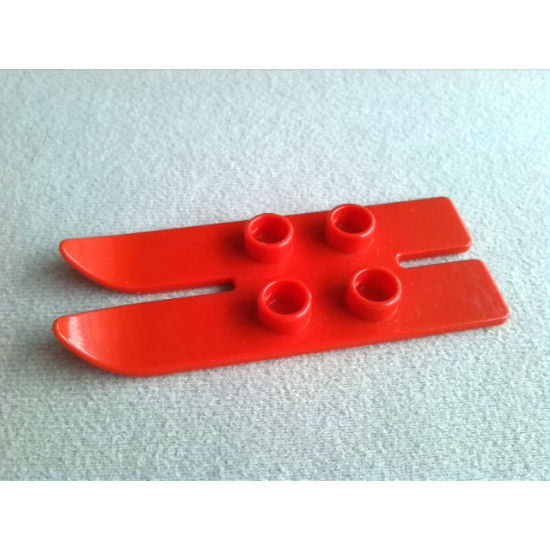 Duplo, Figure Wear & Utensil Clothing Skis