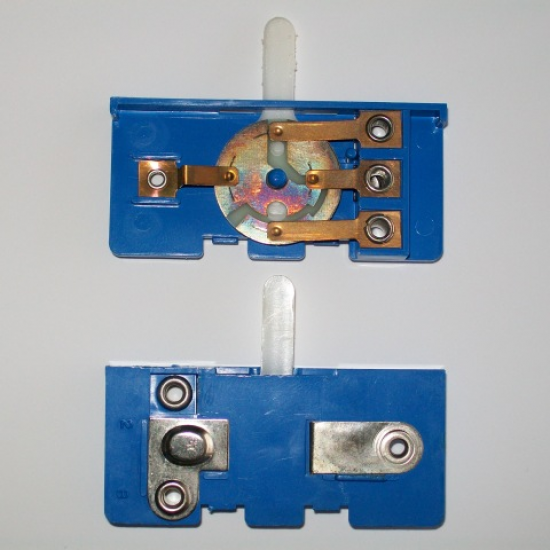 Electric, Battery Box 4.5V 6 x 11 x 3 1/3 Type III, Switch