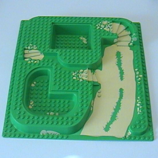 Baseplate, Raised 32 x 32 Three Level with Yellow Dirt Pattern
