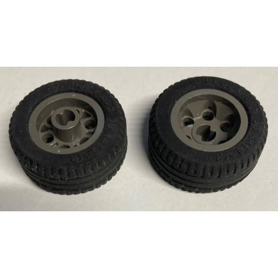 Wheel & Tire Assembly 30.4 x 14 VR with Black Tire 30.4 x 14 VR (2994 / 6578)