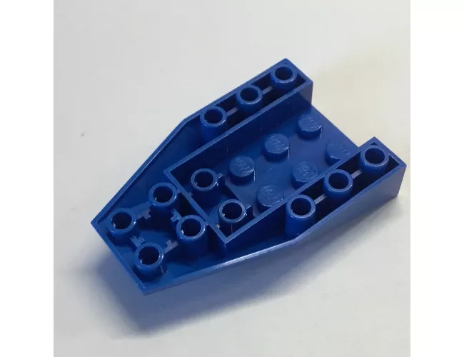 Wedge 6 x 4 Triple Inverted with Connections between 4 Studs